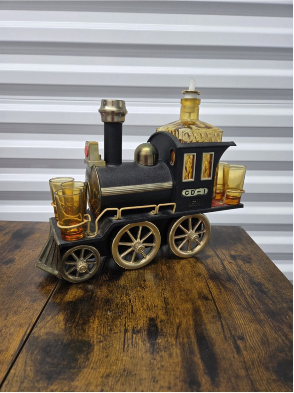 VTG Train Loco Music Box Decanter Shot Glass Bar